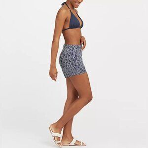 NWT SPANX Sunshine Shorts 4” Navy Painted Dot 50212R Size L‎